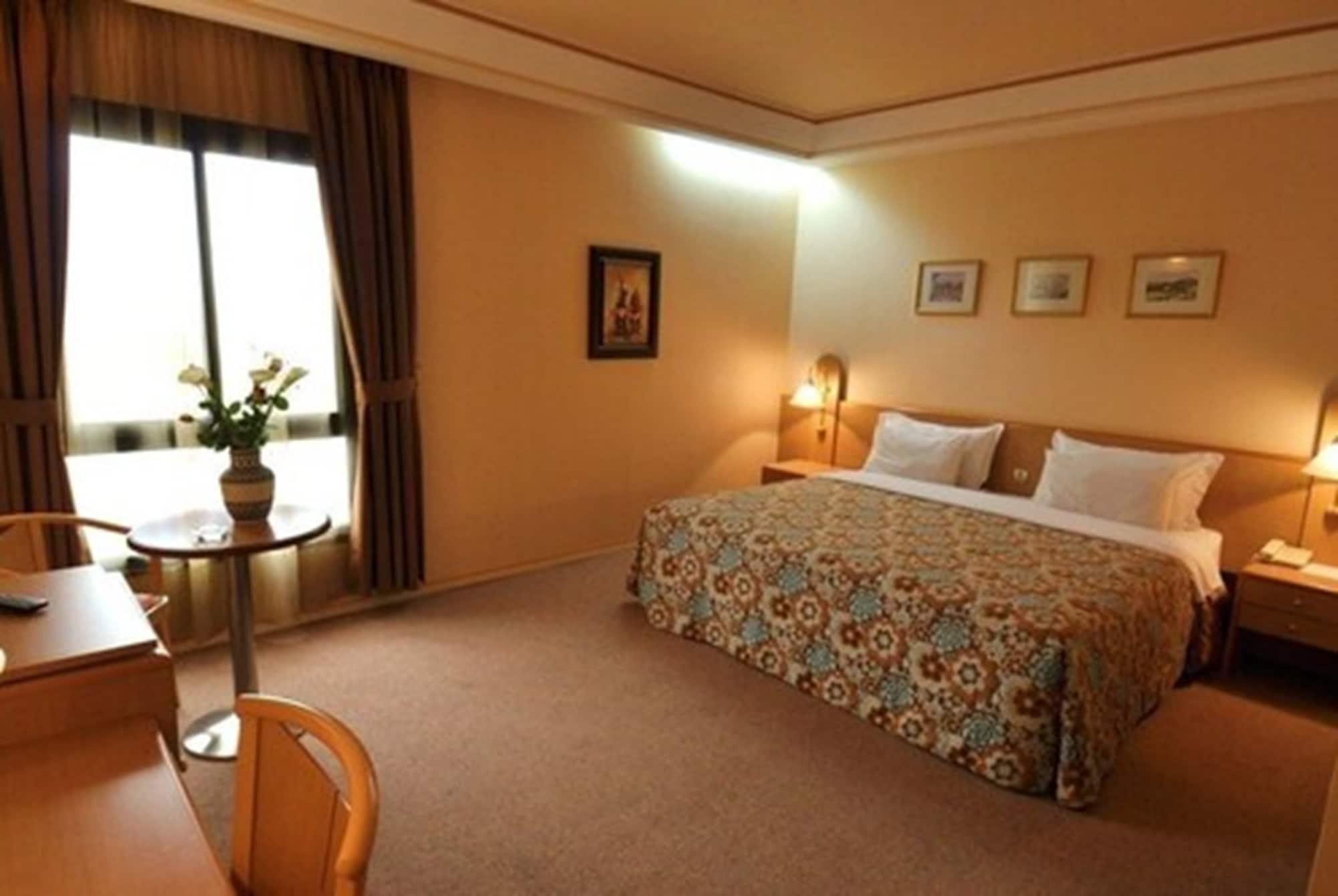 Hotel Wassim Fès Eksteriør bilde